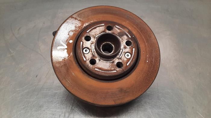 Fusee links-voor Renault Trafic