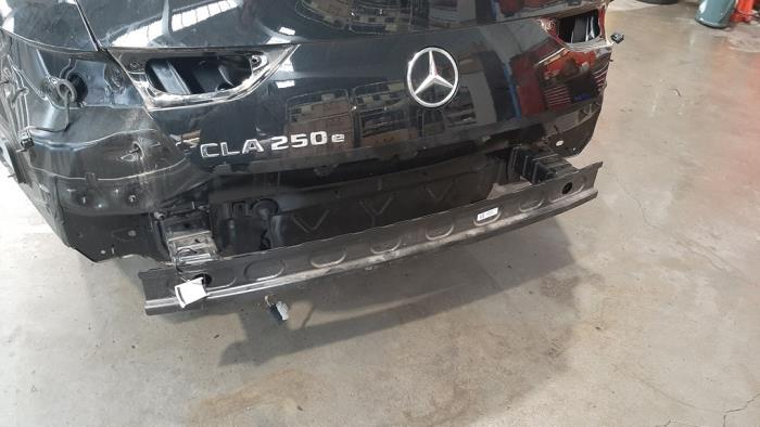 Cadre pare-chocs arrière Mercedes CLA