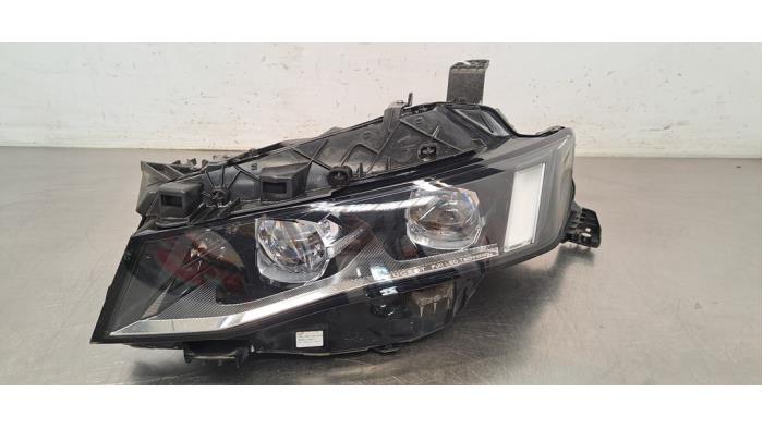 Phare gauche Peugeot 508
