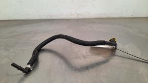 Gebruikte Brandstofleiding Landrover Defender II 90 3.0 D300 MHEV Prijs € 24,20 Inclusief btw aangeboden door Autohandel Didier