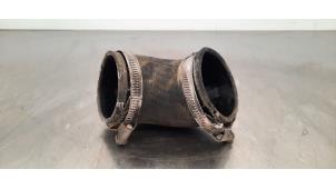 Gebruikte Intercooler Buis Volkswagen Transporter T6 2.0 TDI DRF Prijs € 18,15 Inclusief btw aangeboden door Autohandel Didier