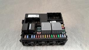 Gebruikte Zekeringkast Landrover Defender II 90 3.0 D300 MHEV Prijs € 133,10 Inclusief btw aangeboden door Autohandel Didier