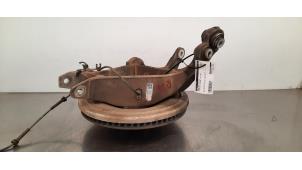 Gebruikte Fusee rechts-achter Landrover Defender II 90 3.0 D300 MHEV Prijs € 332,75 Inclusief btw aangeboden door Autohandel Didier