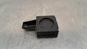 Gebruikte Module keyless vehicle Landrover Defender II 90 3.0 D300 MHEV Prijs € 24,20 Inclusief btw aangeboden door Autohandel Didier