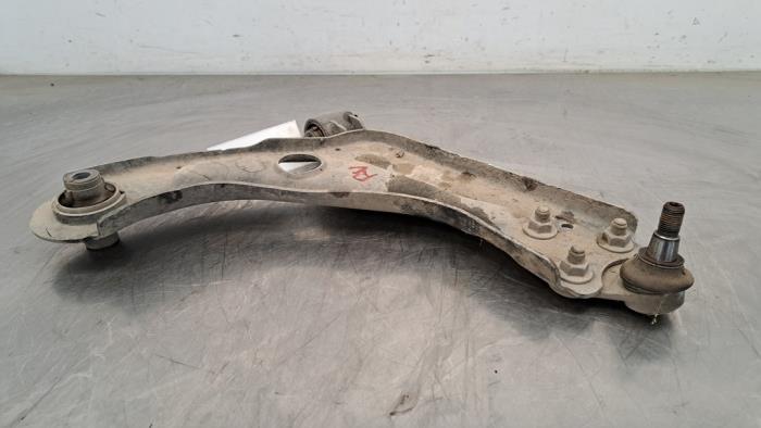 Front wishbone, right