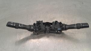 Gebruikte Combischakelaar Stuurkolom Toyota Prius Plus (ZVW4) 1.8 Hybrid 16V Prijs € 66,55 Inclusief btw aangeboden door Autohandel Didier