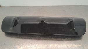 Gebruikte Bumperdeel midden-voor Landrover Defender II 90 3.0 D300 MHEV Prijs € 229,90 Inclusief btw aangeboden door Autohandel Didier