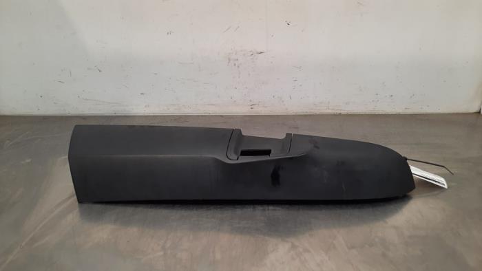 C-style sealing cover right Mercedes Vito