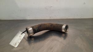 Gebruikte Intercooler Slang Mercedes X (470) 350d 3.0 V6 24V 4-Matic Prijs € 48,40 Inclusief btw aangeboden door Autohandel Didier