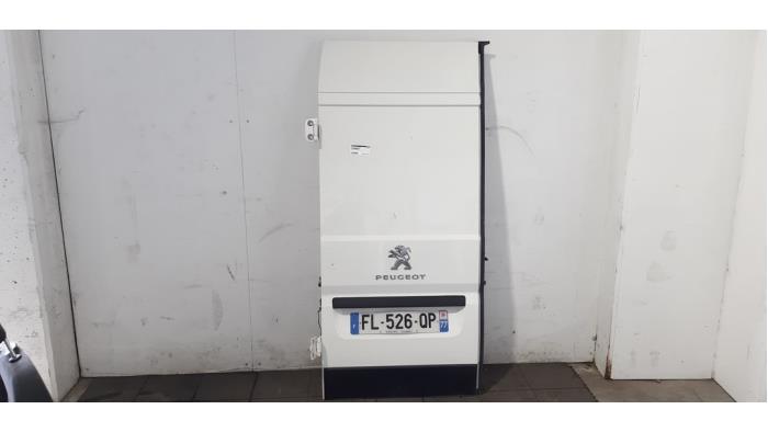 Tylne drzwi samochodu dostawczego Peugeot Boxer