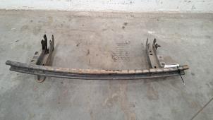 Gebruikte Bumperbalk achter Ford Transit Custom 2.0 TDCi 16V Eco Blue 130 Prijs € 133,10 Inclusief btw aangeboden door Autohandel Didier