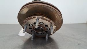 Gebruikte Fusee links-voor Ford Transit Custom 2.0 TDCi 16V Eco Blue 130 Prijs € 66,55 Inclusief btw aangeboden door Autohandel Didier