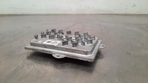 Gebruikte Module LED koplamp Peugeot 3008 II (M4/MC/MJ/MR) 1.6 16V HYbrid 225 Prijs € 133,10 Inclusief btw aangeboden door Autohandel Didier