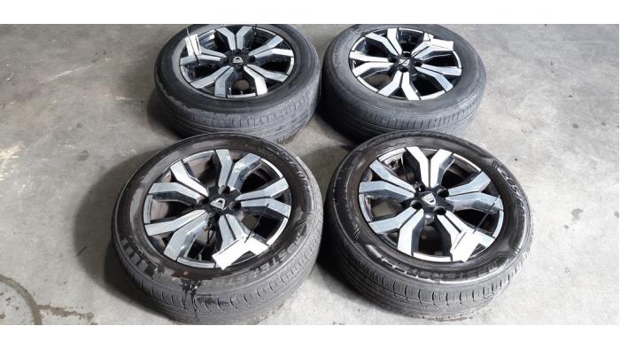 Set of wheels + tyres Dacia Sandero
