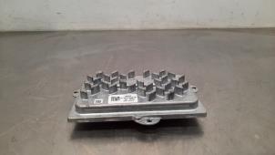 Gebruikte Module LED koplamp Peugeot 3008 II (M4/MC/MJ/MR) 1.2 12V e-THP PureTech 130 Prijs € 133,10 Inclusief btw aangeboden door Autohandel Didier