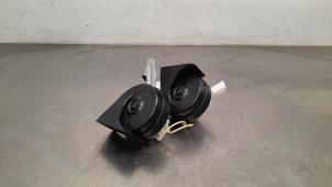 Gebruikte Claxon Citroen C5 Aircross I (A4/AC/AJ/AR) 1.6 Hybrid 225 16V Prijs € 30,25 Inclusief btw aangeboden door Autohandel Didier