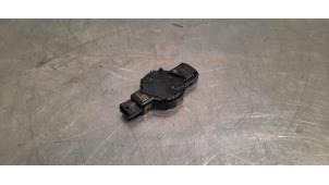 Gebruikte Regensensor BMW 2 serie (F22) 218d 2.0 16V Prijs € 30,25 Inclusief btw aangeboden door Autohandel Didier