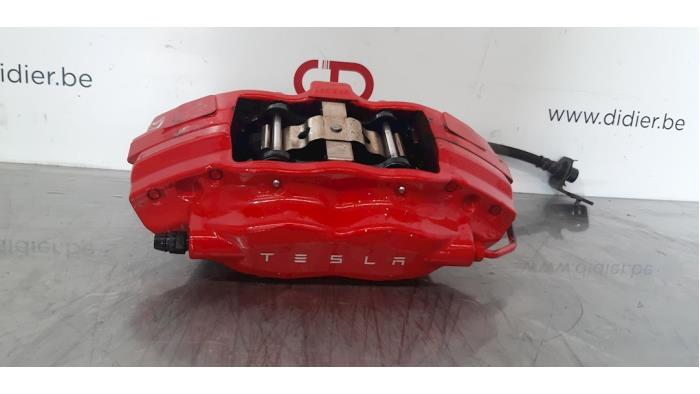 Zacisk hamulcowy lewy tyl Tesla Model X