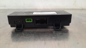 Gebruikte Bluetooth module Citroen C5 Aircross I (A4/AC/AJ/AR) 1.6 Hybrid 225 16V Prijs € 54,45 Inclusief btw aangeboden door Autohandel Didier