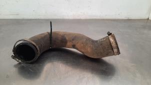 Gebruikte Intercooler Slang Volkswagen Amarok 3.0 TDI V6 24V 4Motion Prijs € 48,40 Inclusief btw aangeboden door Autohandel Didier