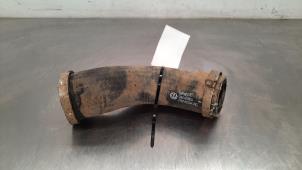 Gebruikte Intercooler Slang Volkswagen Amarok 3.0 TDI V6 24V 4Motion Prijs € 66,55 Inclusief btw aangeboden door Autohandel Didier