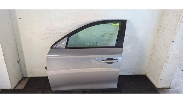 Portier 4Deurs links-voor Opel Corsa