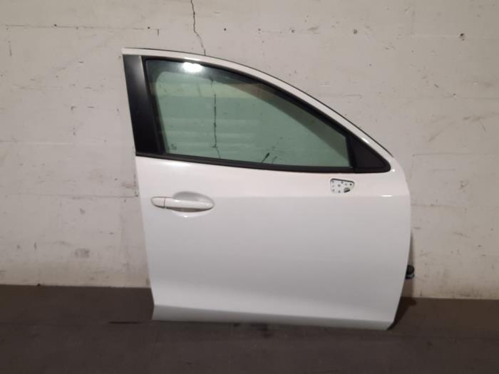 Portière 4portes avant droite Mazda 2.