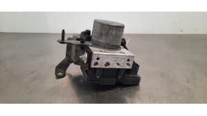 Gebruikte ABS Pomp Renault Master III (FV) 2.3 dCi 110 16V FWD Prijs € 229,90 Inclusief btw aangeboden door Autohandel Didier