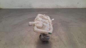 Gebruikte Hoofdremcilinder Renault Trafic (1FL/2FL/3FL/4FL) 2.0 dCi 16V 120 Prijs € 54,45 Inclusief btw aangeboden door Autohandel Didier