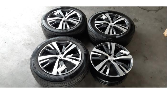 Set of wheels + tyres Peugeot 3008