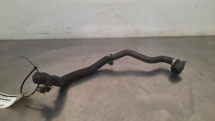 Radiator hose Peugeot 308