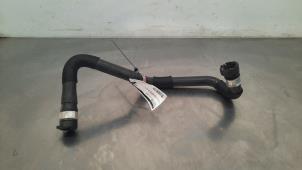 Gebruikte Koelwaterslang Citroen Jumper (U9) 2.0 Blue HDi 130 Prijs € 30,25 Inclusief btw aangeboden door Autohandel Didier