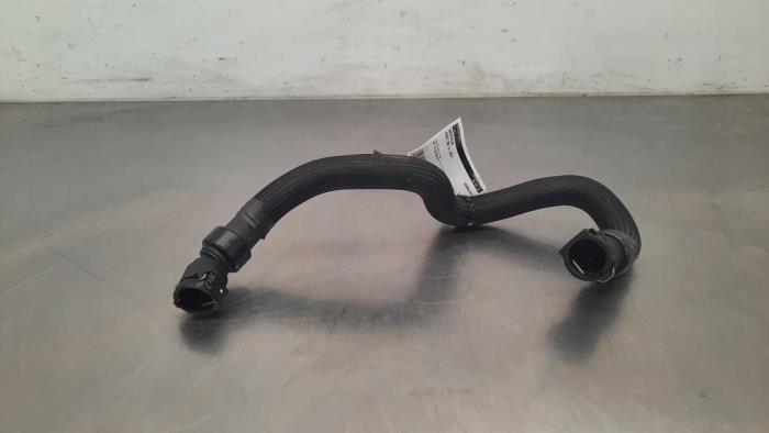 Radiator hose Peugeot 3008