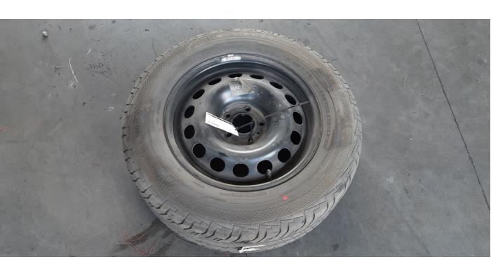 Wheel + tyre Toyota Pro-Ace