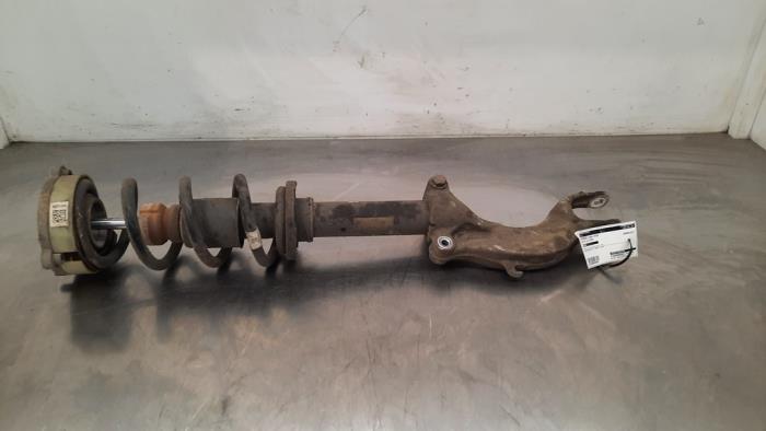 Fronts shock absorber, left Audi A6