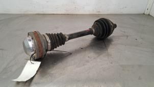 Gebruikte Cardanas links-voor (VWA) Volkswagen Golf VII (AUA) 2.0 GTD 16V Prijs € 163,35 Inclusief btw aangeboden door Autohandel Didier