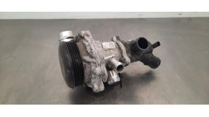 Gebruikte Waterpomp Mercedes GLA (156.9) 2.2 200 CDI, d 16V Prijs € 96,80 Inclusief btw aangeboden door Autohandel Didier