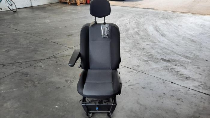 Seat, left Renault Master