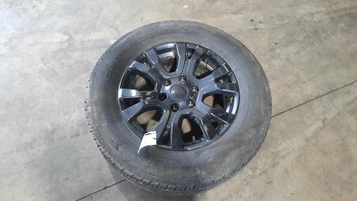 Wheel + tyre Ford Ranger