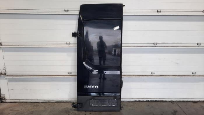 Minibus/van rear door Iveco New Daily