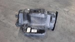 Gebruikte Tank adblue Iveco New Daily VI 35C18,35S18,40C18,50C18,60C18,65C18,70C18 Prijs € 665,50 Inclusief btw aangeboden door Autohandel Didier