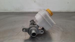 Hoofdremcilinder van een Iveco New Daily VI 35C18,35S18,40C18,50C18,60C18,65C18,70C18 2022