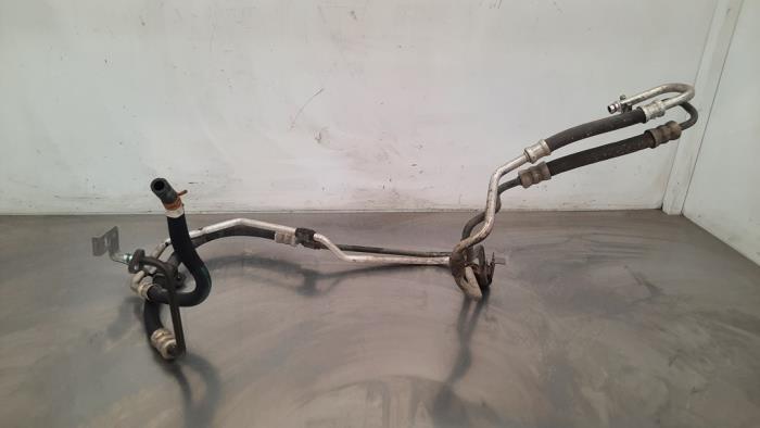 Power steering line Renault Master