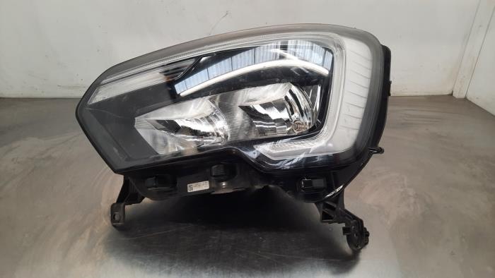 Headlight, left Renault Master