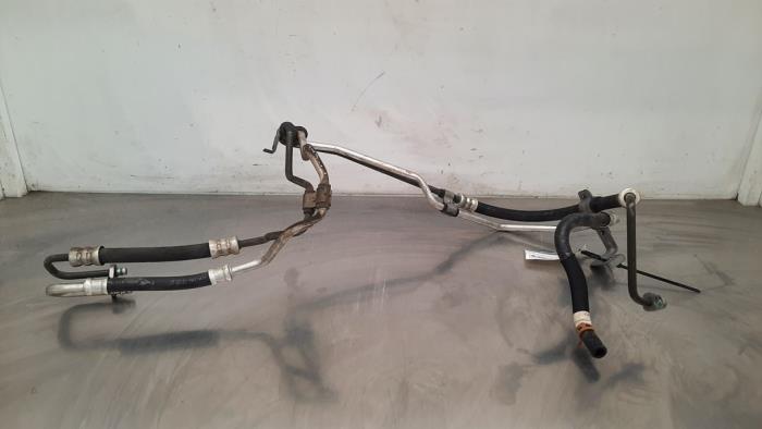 Power steering line Renault Master