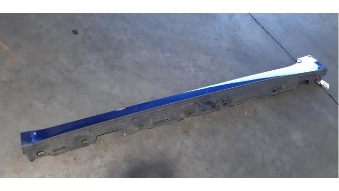 Door sill left Audi A5