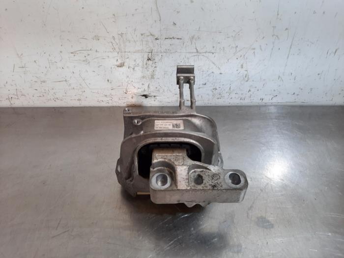 Engine mount Skoda Scala