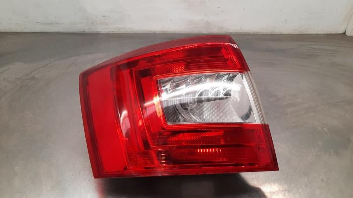 Taillight, left Skoda Octavia