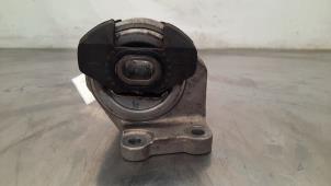 Gebruikte Motorrubber Landrover Defender II 3.0 D250 MHEV Prijs € 54,45 Inclusief btw aangeboden door Autohandel Didier