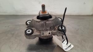 Gebruikte Motorrubber Landrover Defender II 3.0 D250 MHEV Prijs € 163,35 Inclusief btw aangeboden door Autohandel Didier